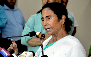 ममता बनर्जी ने कहा भाजपा बंगालियों और गैर-बंगालियों के बीच विभेद पैदा करना चाहती है
