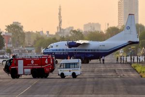 भारतीय वायु सेना के लड़ाकू विमान ने पाकिस्तान से आ रही जॉर्जियाई An-12 को जयपुर में उतरने को मजबूर किया 
