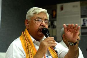 VHP नेता आलोक कुमार ने कहा ‘हम कांग्रेस का समर्थन करेंगे अगर वह अपने घोषणा पत्र में राम मंदिर को शामिल करती है’