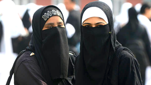 केरल के मुस्लिम शैक्षणिक संस्थान ने अपने परिसरों में छात्राओं के निक़ाब पहनकर आने पर लगाई पाबन्दी