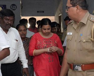 भाजपा के खिलाफ नारे लगाने पर तमिलनाडु में युवती गिरफ्तार