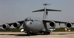 कोरोनावायरस: चीन का वुहान से भारतीयों को भारतीय वायु सेना के C-17 से वापस लाने के लिए भारत को अनुमति में विलम्ब