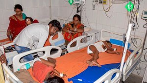 बिहार के मुज़फ़्फ़रपुर में दिमागी बुखार से अबतक 43 बच्चों की मौत, लेकिन राज्य सरकार कह रही हैं कुछ और