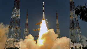 एमीसैट और 28 विदेशी उपग्रह ले जा रहे पीएसएलवी-सी45 का सफल प्रक्षेपण