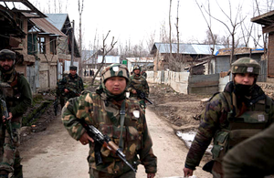 सेना ने कश्मीर में जैश के कमांडर को मार गिराया, कहा कि जो भी घाटी में बंदूक उठाएगा, उसे खत्म कर दिया जाएगा